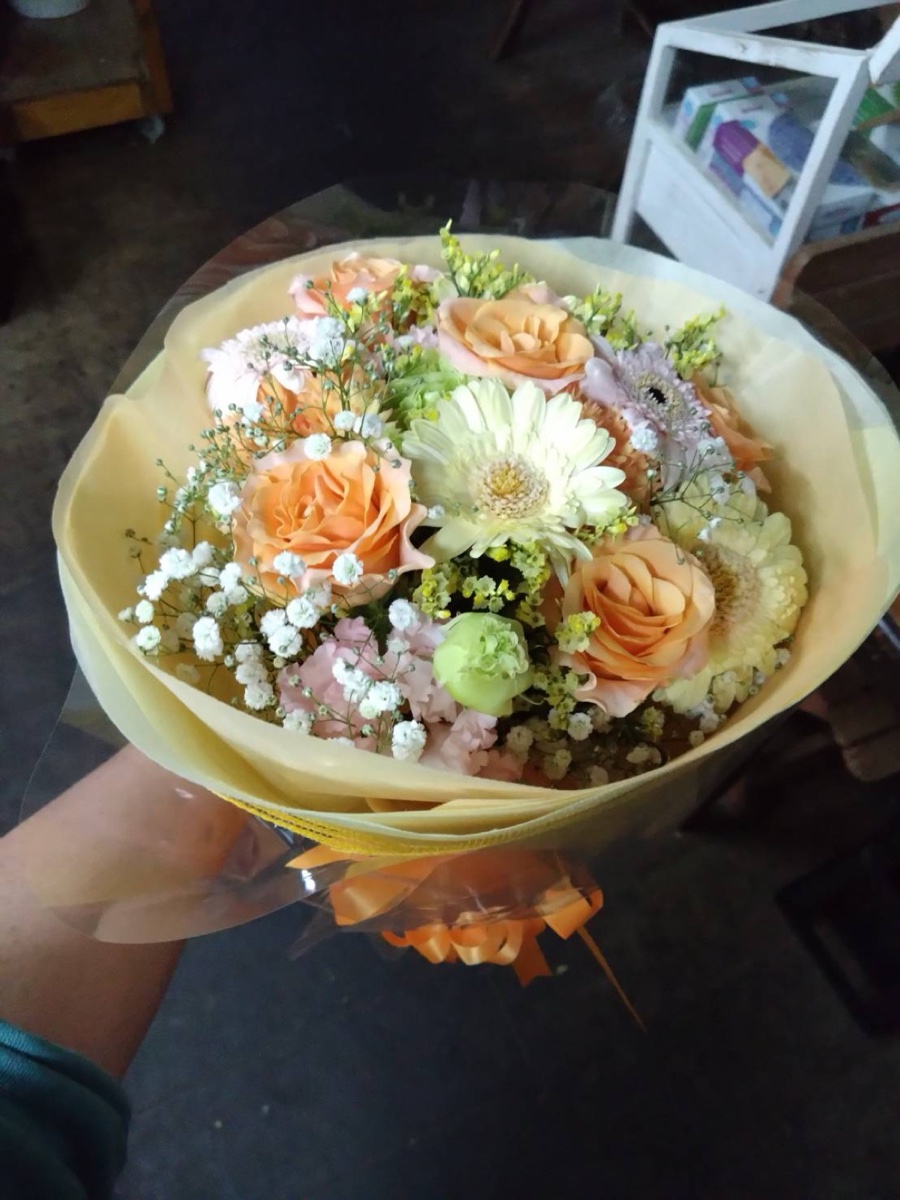 ブーケ風花束